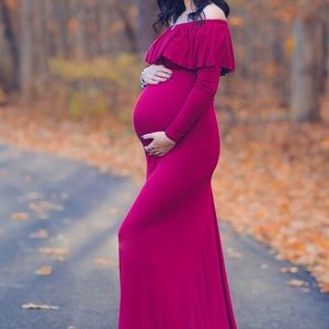 Dress photo session pregnancy burgundy